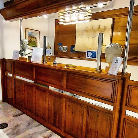 Apartahotel Varmy Ierápetra