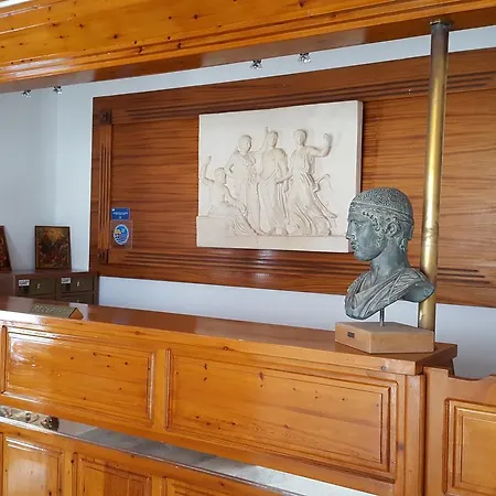 Apartahotel Varmy Ierápetra